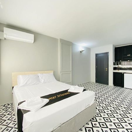 Апартаменти Pleasant Studio Flat In Kabatas Beyoglu Стамбул Екстер'єр фото