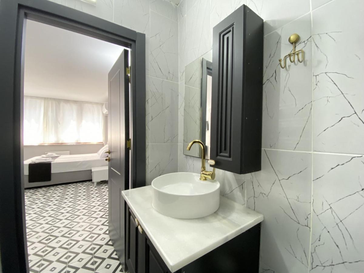 Апартаменти Pleasant Studio Flat In Kabatas Beyoglu Стамбул Екстер'єр фото